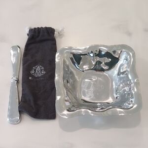 Beatriz Ball Small Square Bowl With Knife